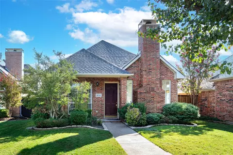 8714 Falls Rd, Irving, TX 75063