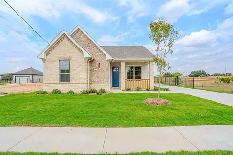 112 K St, Meridian, TX 76665