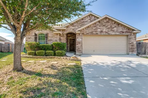 11204 Beechgrove Ct, Fort Worth, TX 76140
