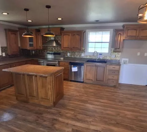 Kitchen - 833 County Road 33100, Sumner, TX 75486 photo 1 of 2