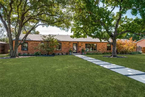5222 Meadow Crest Dr, Dallas, TX 75229