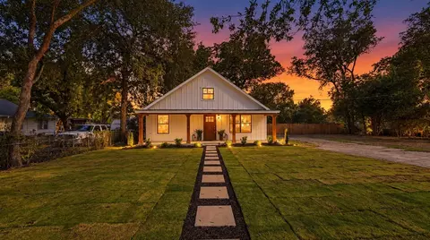 4216 Bonita Dr, Fort Worth, TX 76114