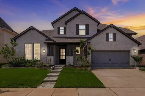 Exterior - 1209 10th St, Argyle, TX 76226 photo 2 of 8