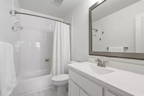 Bath - 1209 10th St, Argyle, TX 76226 photo 4 of 5