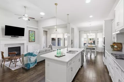 Kitchen - 14616 Spitfire Trl, Roanoke, TX 76262 photo 2 of 5
