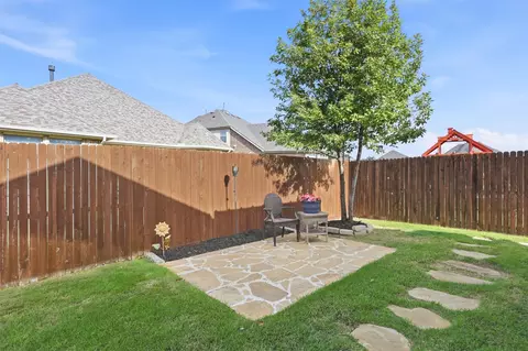 Exterior - 14616 Spitfire Trl, Roanoke, TX 76262 photo 5 of 10