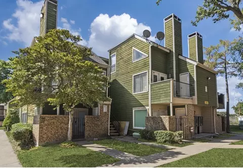 9807 Walnut St #107, Dallas, TX 75243