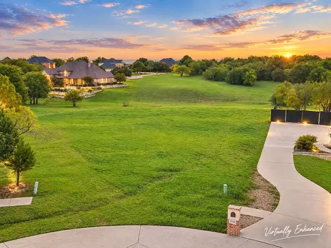 1036 Lighthouse Ct, Grand Prairie, TX 75104