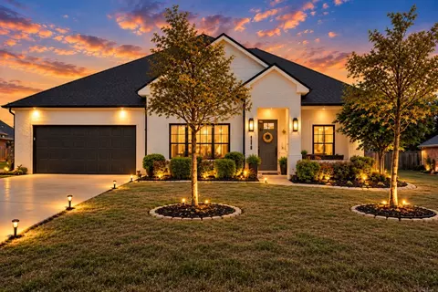 10160 Kildee Trl, Sanger, TX 76266