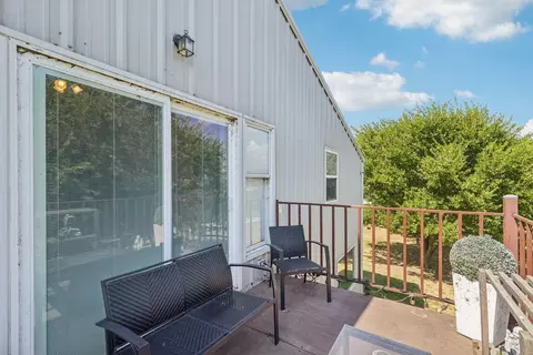 169 Chisam Rd, Valley View, TX 76272 photo 11