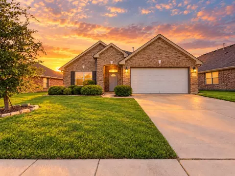 2201 Willow Creek Dr, Little Elm, TX 75068