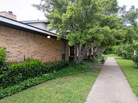Exterior - 4950 Rolling Vis, Mesquite, TX 75150 photo 3 of 5