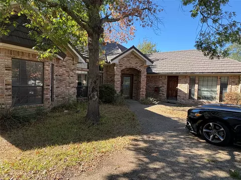 8909 Random Rd, Fort Worth, TX 76179