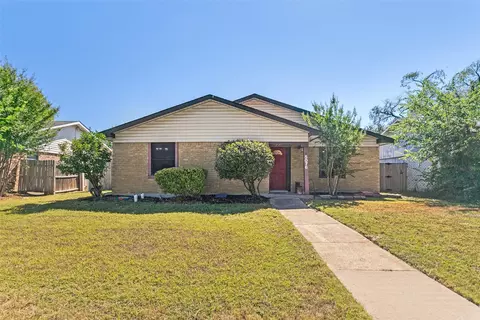 5076 Avery Ln, The Colony, TX 75056
