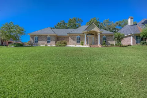 9436 Wrenwood Blvd, Shreveport, LA 71106