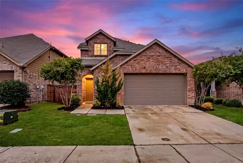 3955 Chesapeake Ln, Heartland, TX 75126