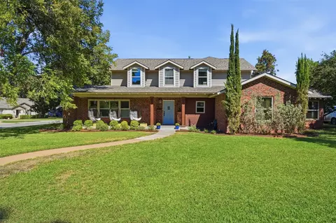 3712 Brighton Rd, Fort Worth, TX 76109