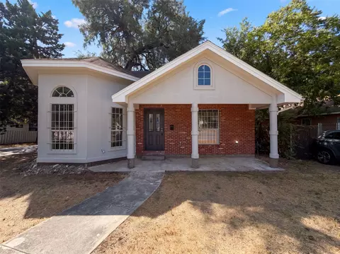 1322 E Waco Ave, Dallas, TX 75216
