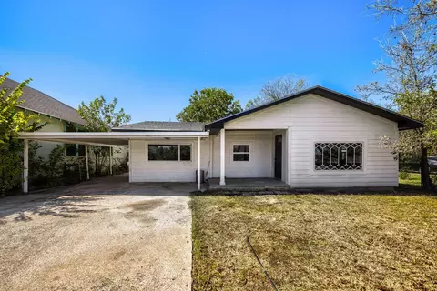 3508 Livingston Ave, Fort Worth, TX 76110