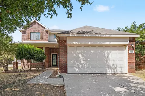 636 Tradewind Dr, Fort Worth, TX 76131