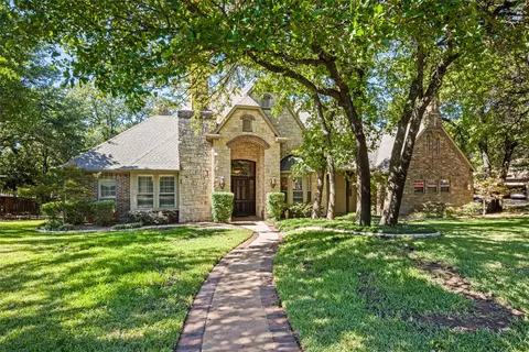 3824 La Mancha Ln, Denton, TX 76205