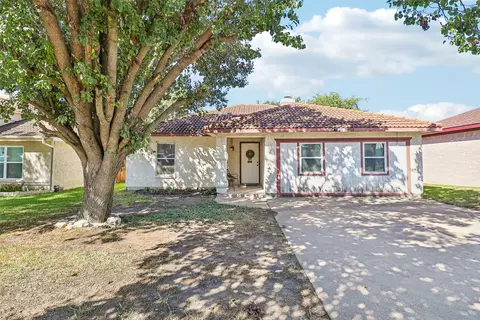 2308 Cool Spring Dr, Fort Worth, TX 76108