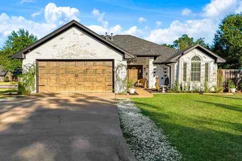 290 NE 30th St NE, Paris, TX 75460