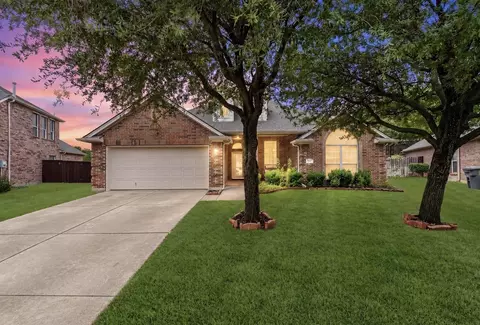 7043 Granville Ct, Dallas, TX 75249