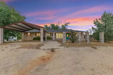 760 College Farm, Stephenville, TX 76401