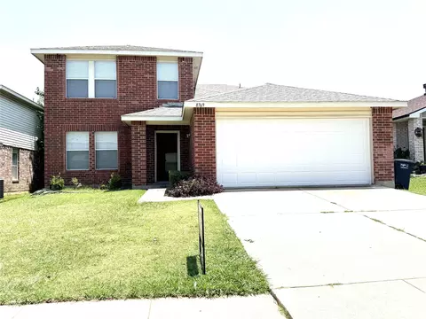 8769 Polo Dr, Fort Worth, TX 76123