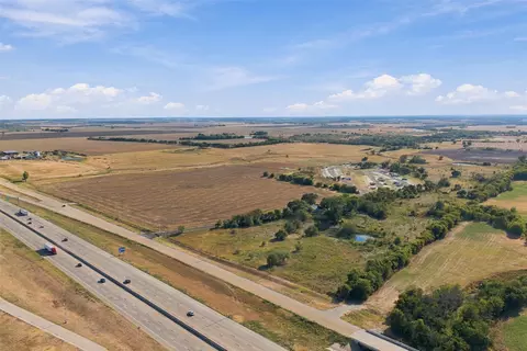 tbd Ih-35, Abbott, TX 76621 photo 3