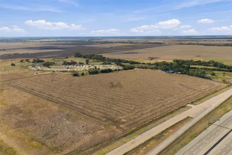 tbd Ih-35, Abbott, TX 76621 photo 4