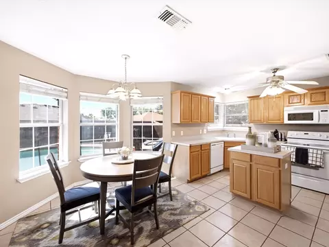 Kitchen - 928 Calder St, Howe, TX 75459 photo 1 of 2