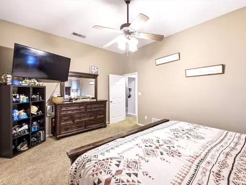 Bedroom - 928 Calder St, Howe, TX 75459 photo 5 of 5