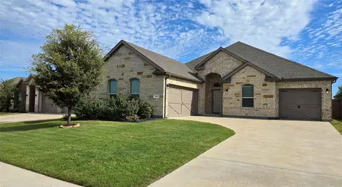 912 Bailey Ln, Mansfield, TX 76063