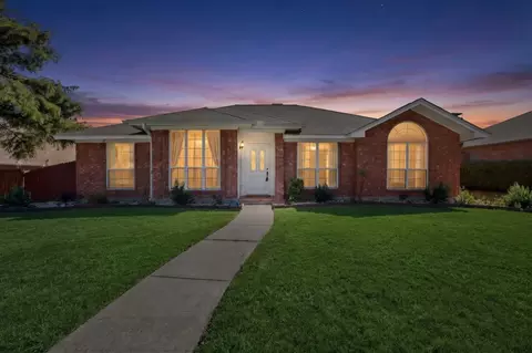 2318 Bent Bow Dr, Garland, TX 75044