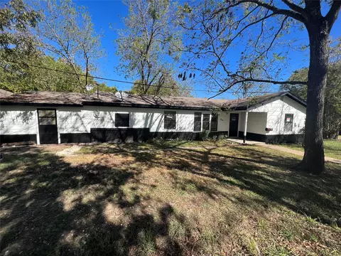 351 E Commerce Ave, Cooper, TX 75432