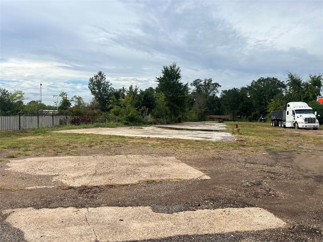 3444 Greenwood Rd, Shreveport, LA 71109