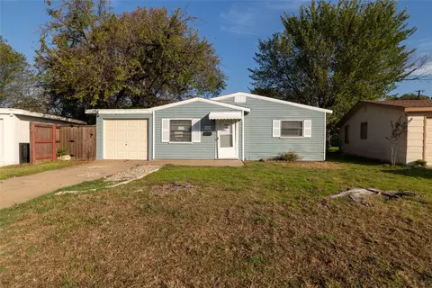7109 Dogwood Park Dr, Richland Hills, TX 76118
