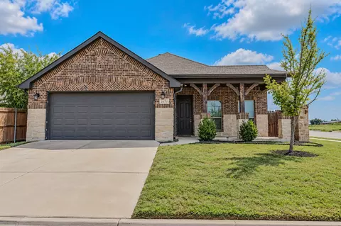 2577 Hadley St, Weatherford, TX 76087