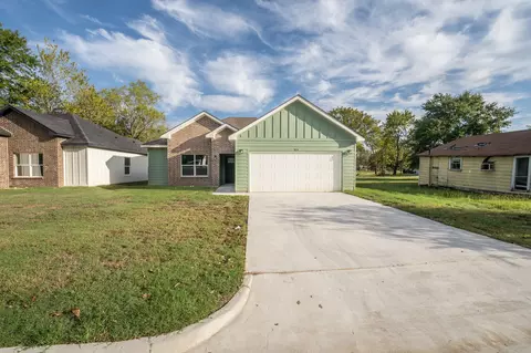 923 Putman St, Sulphur Springs, TX 75482