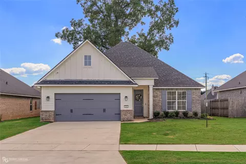 216 Cullom Dr, Bossier City, LA 71112