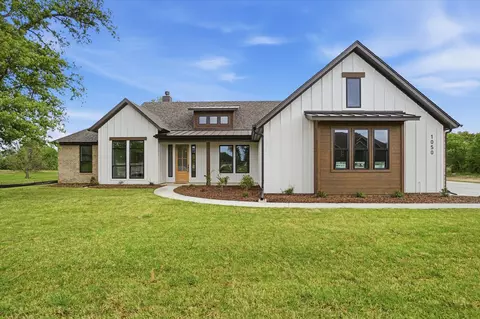 1050 Silver Sage Trl, Weatherford, TX 76085