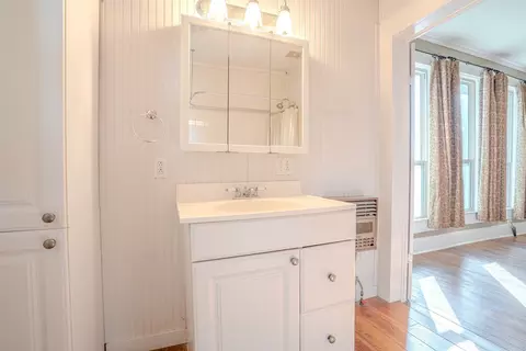 Bath - 237 N Patrick St, Dublin, TX 76446 photo 3 of 3