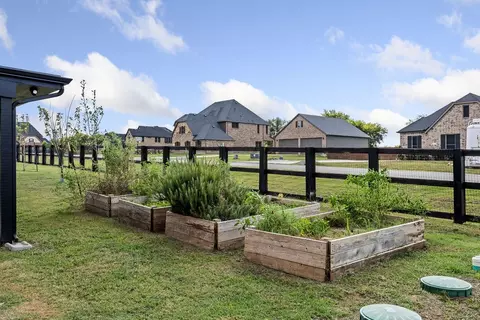 Exterior - 1205 Redbud St, Howe, TX 75459 photo 6 of 6