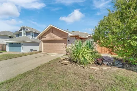 2129 Stradivarius Ln, Carrollton, TX 75007
