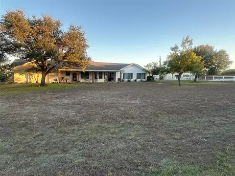 458 Mitchell Rd, Lorena, TX 76655 photo 2