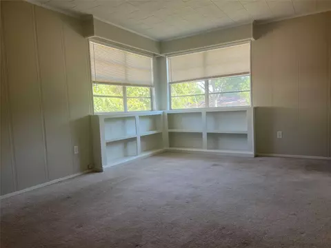 Living - 105 Davidson Dr, Terrell, TX 75160 photo 4 of 7