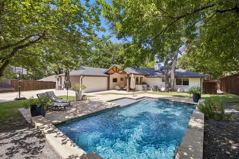 10428 Vinemont, Dallas, TX 75218