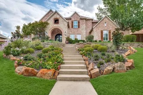 2614 Queen Elizabeth Blvd, Lewisville, TX 75056